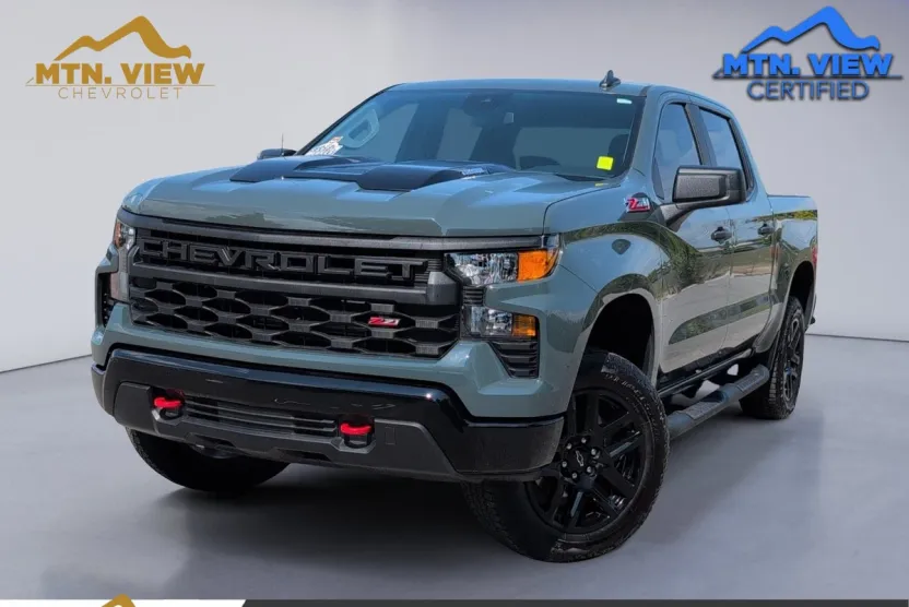 2025 Chevrolet Silverado 1500 Custom Trail Boss photo 1