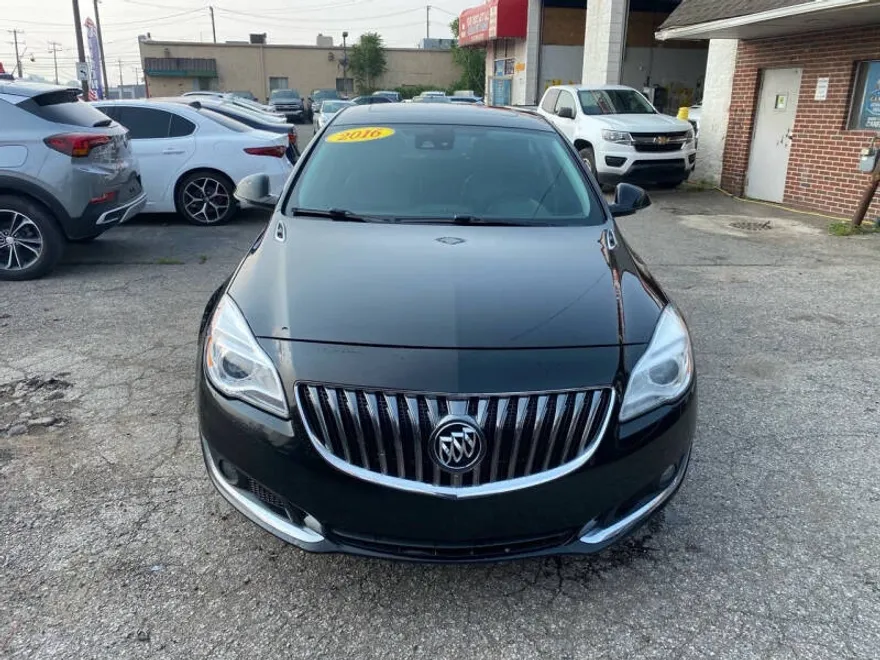 2016 Buick Regal Premium II photo 1