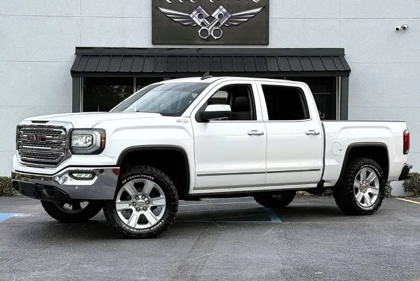 2018 Gmc Sierra 1500 SLT photo 1