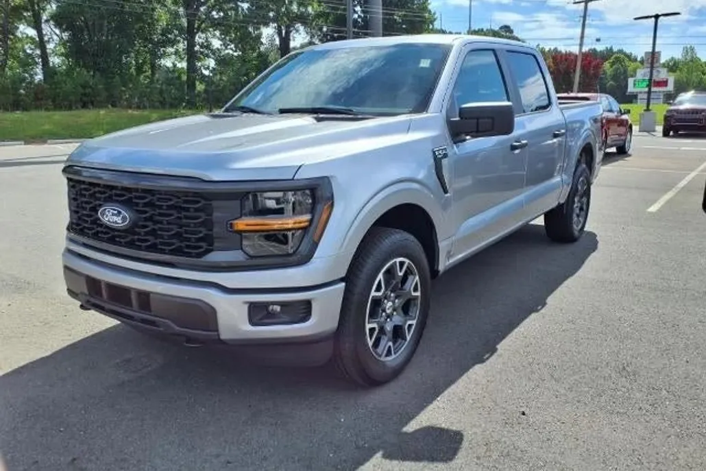 2025 Ford F-150 STX photo 1