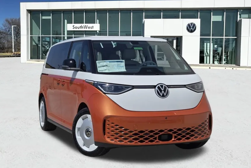 2025 Volkswagen ID. Buzz photo 1