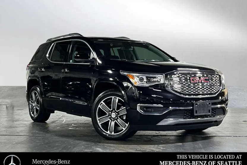 2017 Gmc Acadia Denali photo 1