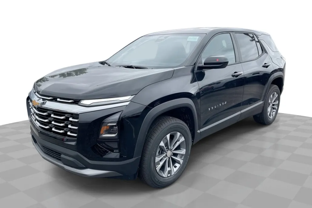 2026 Chevrolet Equinox LT photo 1