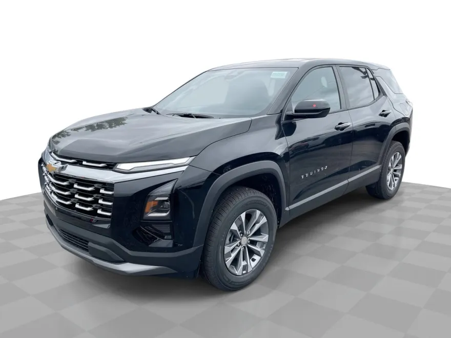 2026 Chevrolet Equinox LT photo 1