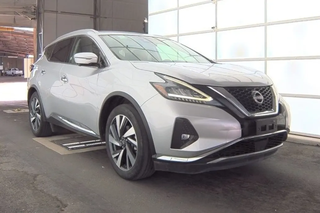 2023 Nissan Murano SL photo 1