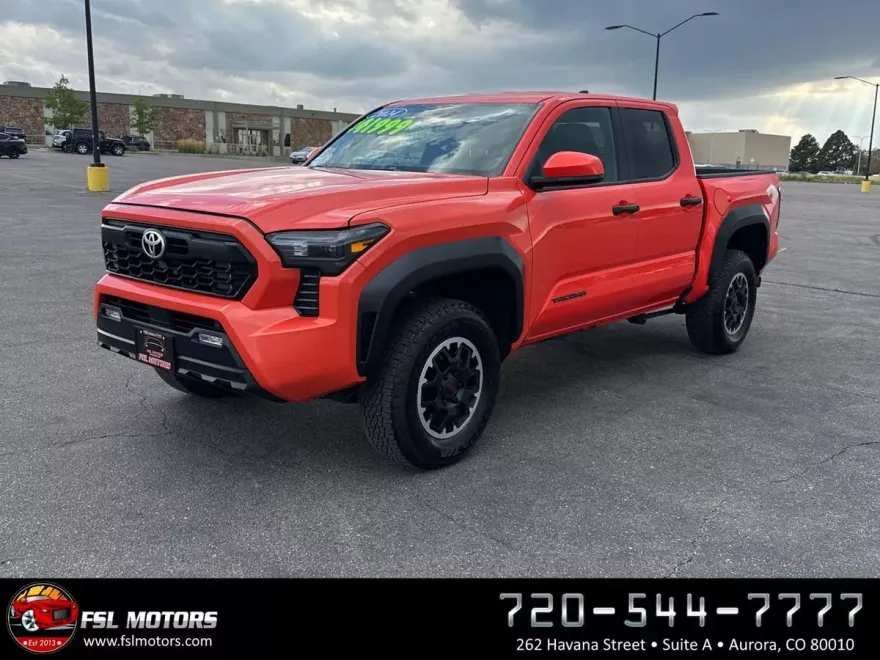 2024 Toyota Tacoma TRD Off-Road photo 1