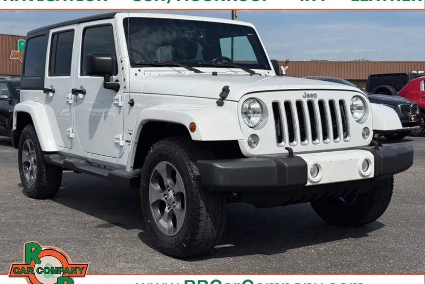 2016 Jeep Wrangler Unlimited Sahara photo 1