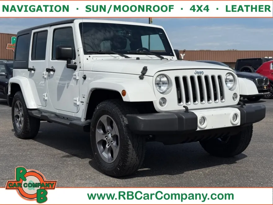 2016 Jeep Wrangler Unlimited Sahara photo 1