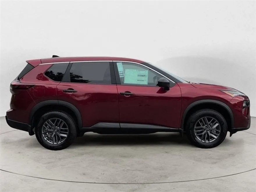 2026 Nissan Rogue S photo 1
