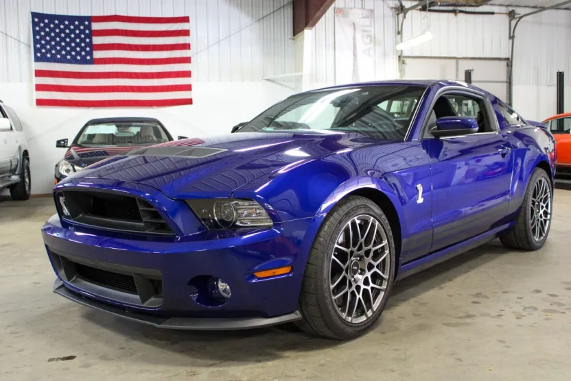 2013 Ford Mustang Shelby GT500 photo 1
