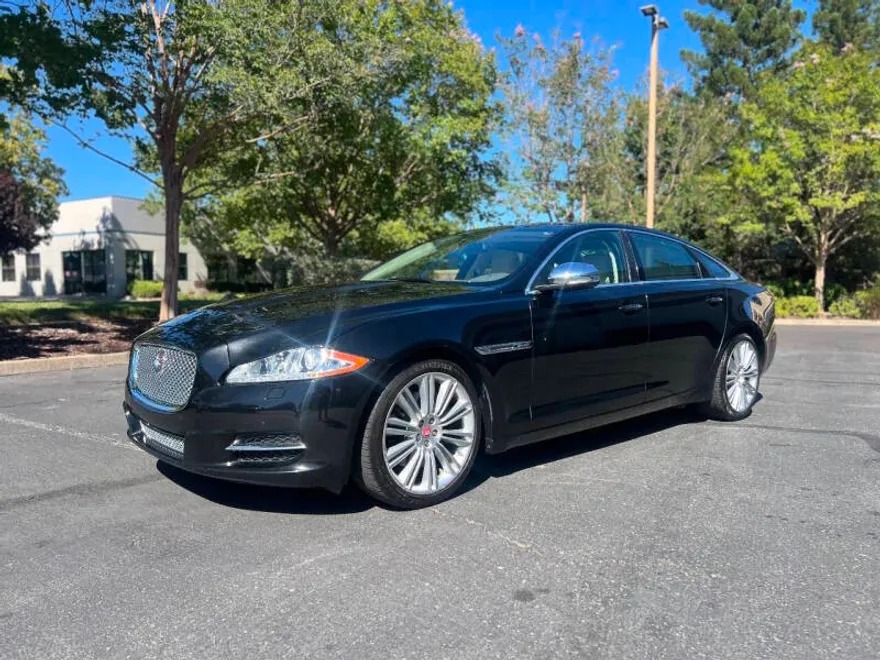 2015 Jaguar XJ XJL Portfolio photo 1