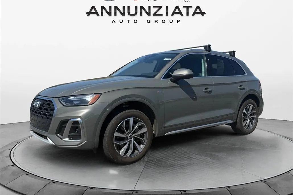 2024 Audi Q5 45 S line Premium photo 1