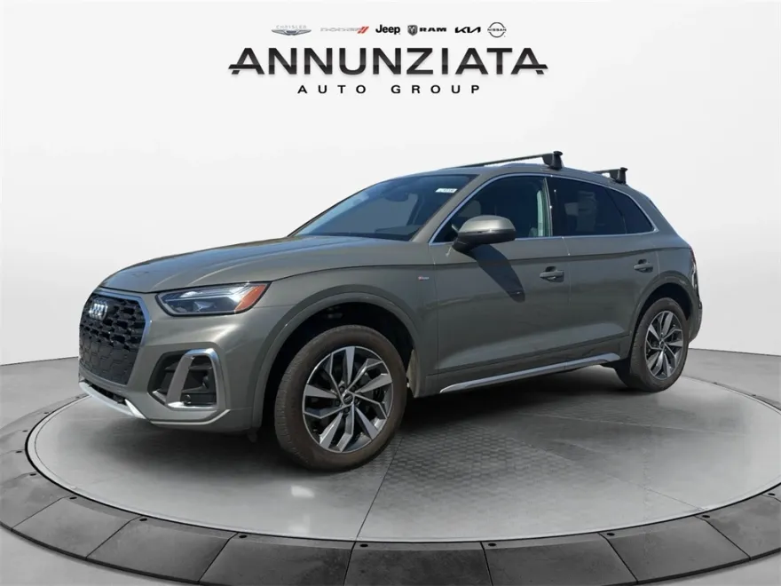 2024 Audi Q5 45 S line Premium photo 1