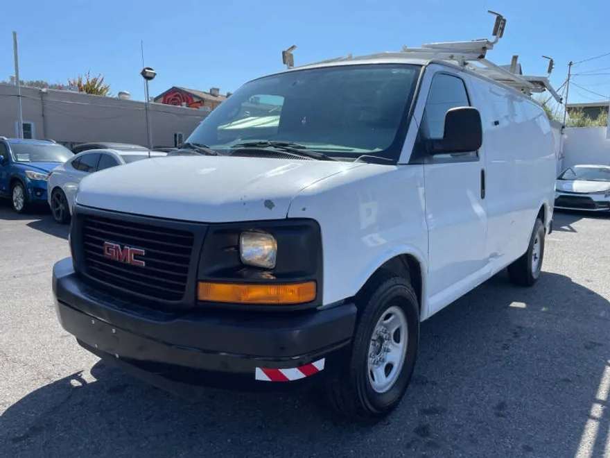 2008 Gmc Savana 2500 Cargo photo 1