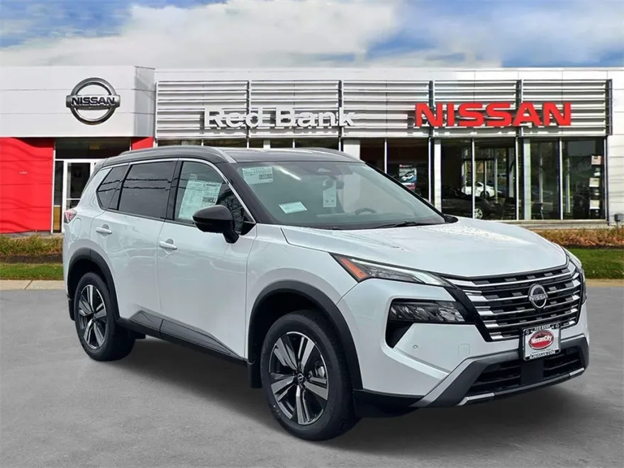 2025 Nissan Rogue SL photo 1