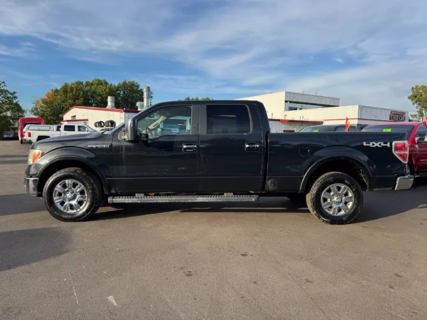 2010 Ford F-150 Lariat photo 1