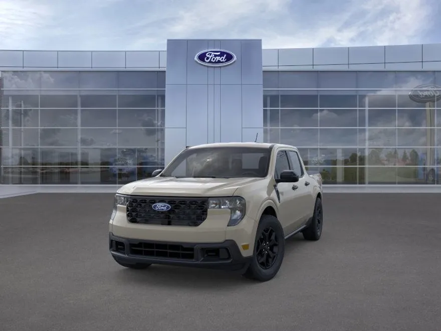 2025 Ford Maverick XLT photo 1