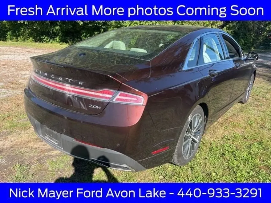 2019 Lincoln MKZ Hybrid photo 1