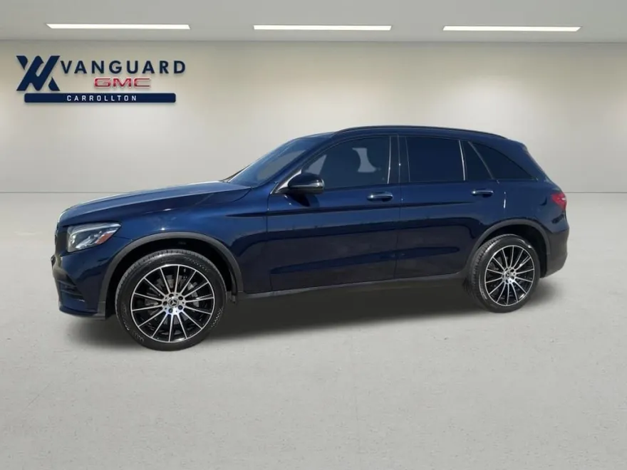 2018 Mercedes Benz GLC 300 4MATIC photo 1