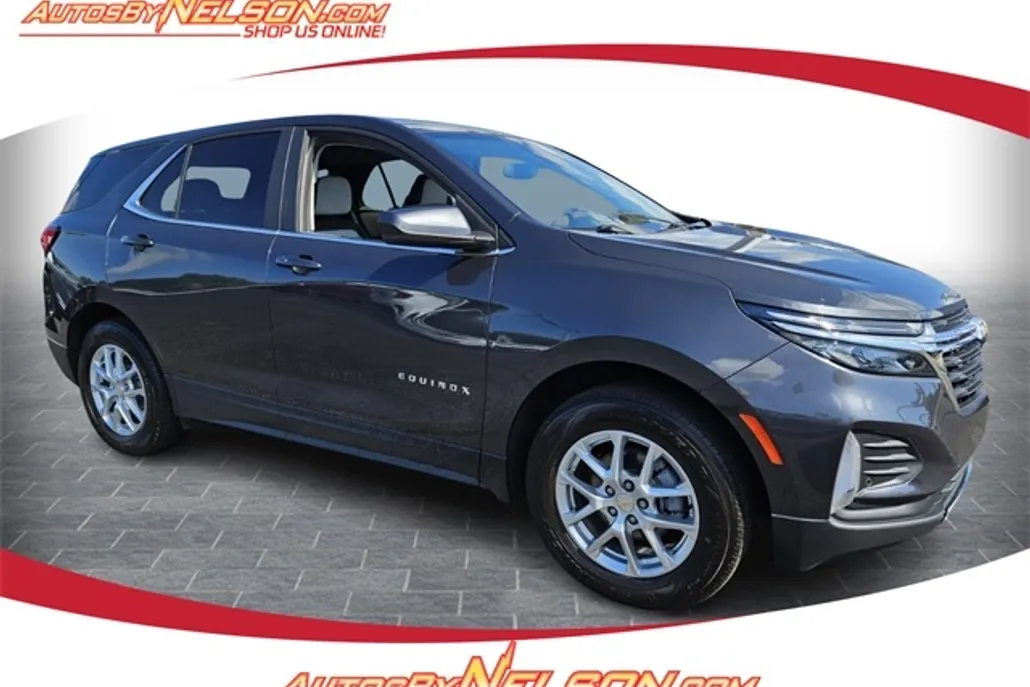 2023 Chevrolet Equinox LT photo 1
