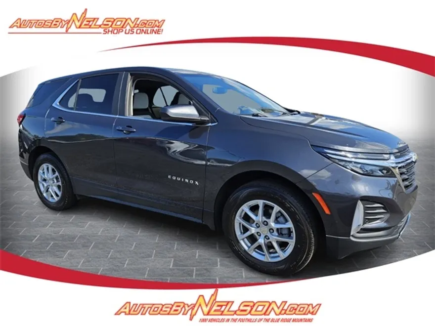 2023 Chevrolet Equinox LT photo 1