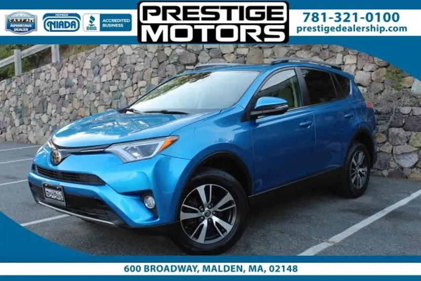 2017 Toyota RAV4 XLE Sport photo 1