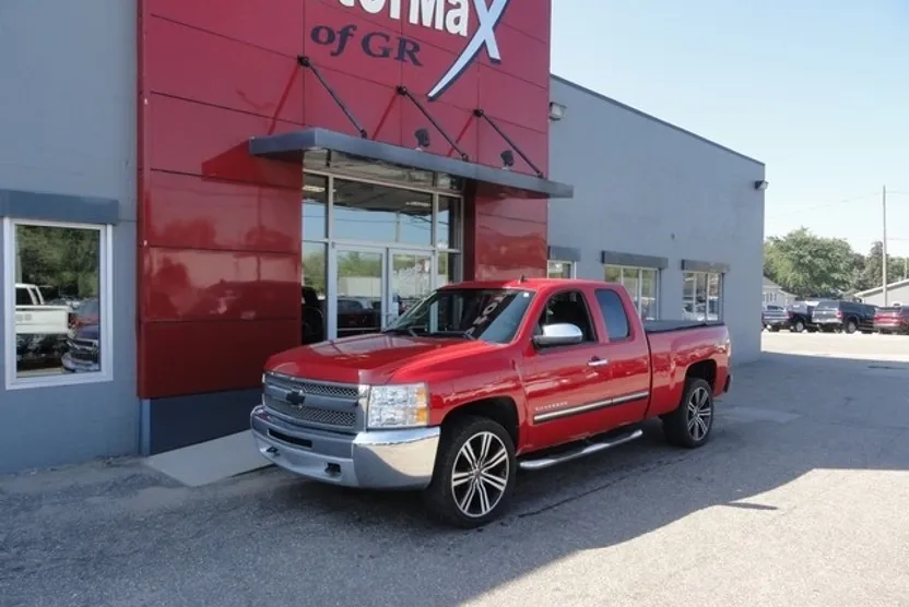 2013 Chevrolet Silverado 1500 LT photo 1