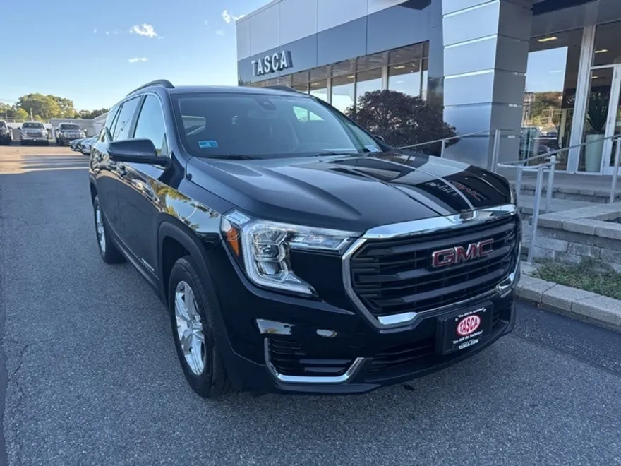 2023 Gmc Terrain SLE photo 1