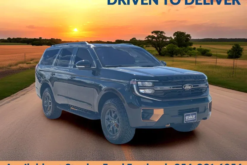 2025 Ford Expedition photo 1
