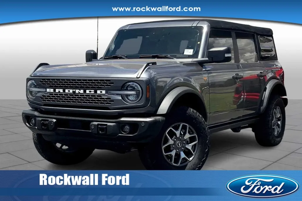 2022 Ford Bronco Badlands photo 1