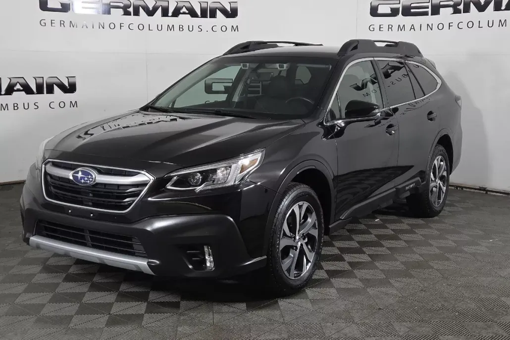 2022 Subaru Outback Limited photo 1
