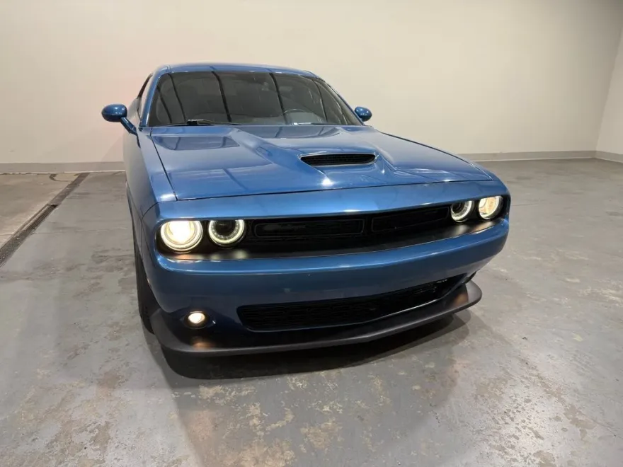 2022 Dodge Challenger GT photo 1