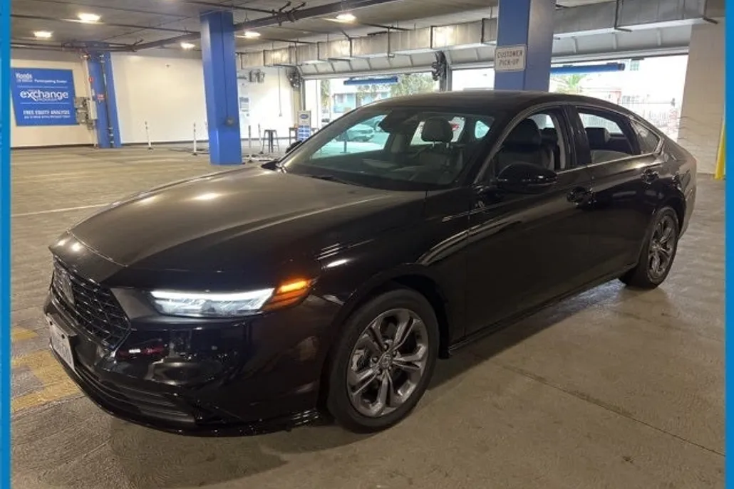 2024 Honda Accord Hybrid EX-L photo 1