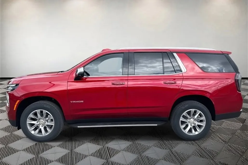 2025 Chevrolet Tahoe Premier photo 1