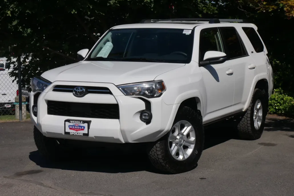2022 Toyota 4Runner SR5 Premium photo 1
