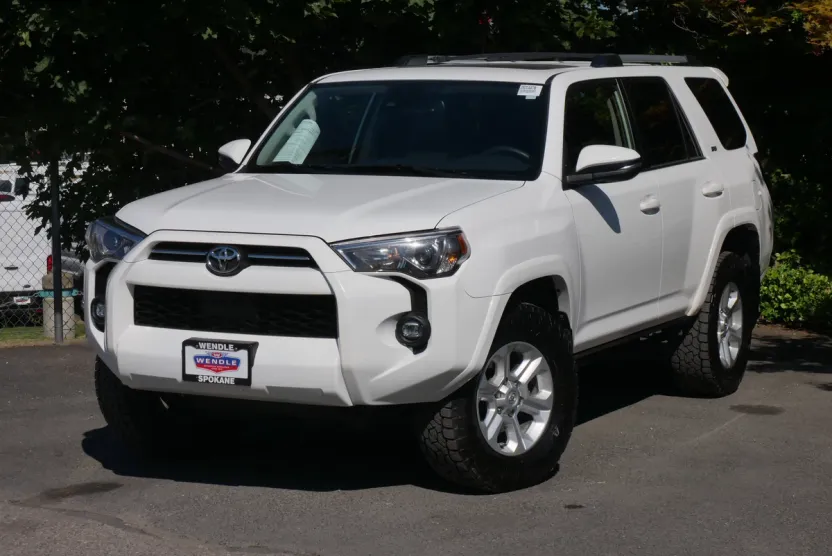 2022 Toyota 4Runner SR5 Premium photo 1