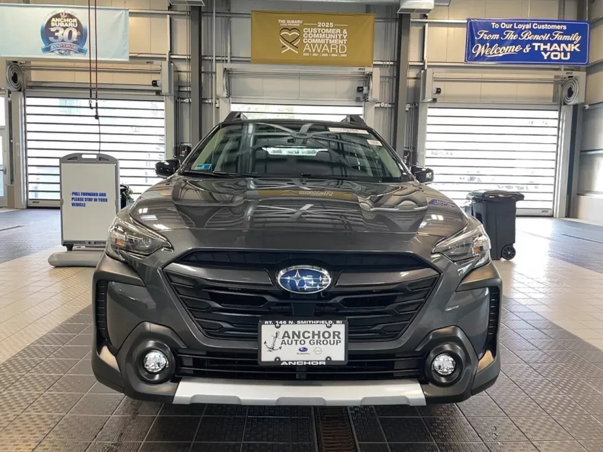 2024 Subaru Outback Limited photo 1