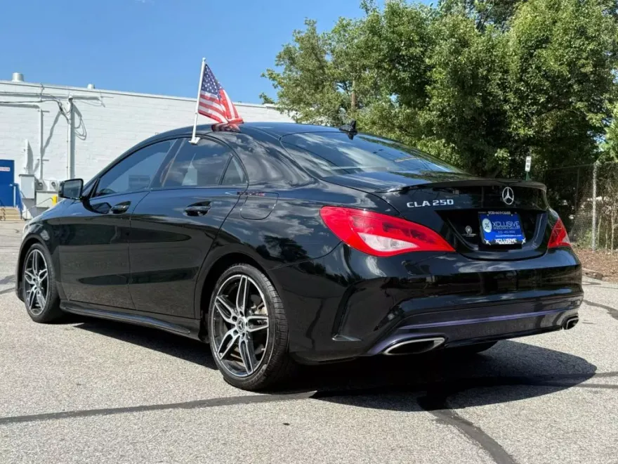 2018 Mercedes Benz CLA 250 photo 1