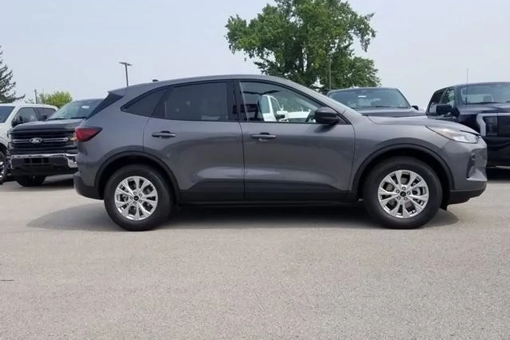 2025 Ford Escape Active photo 1