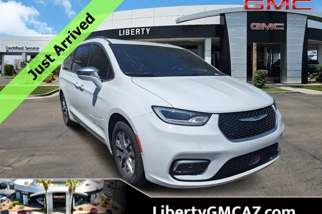 2022 Chrysler Pacifica Hybrid Pinnacle photo 1