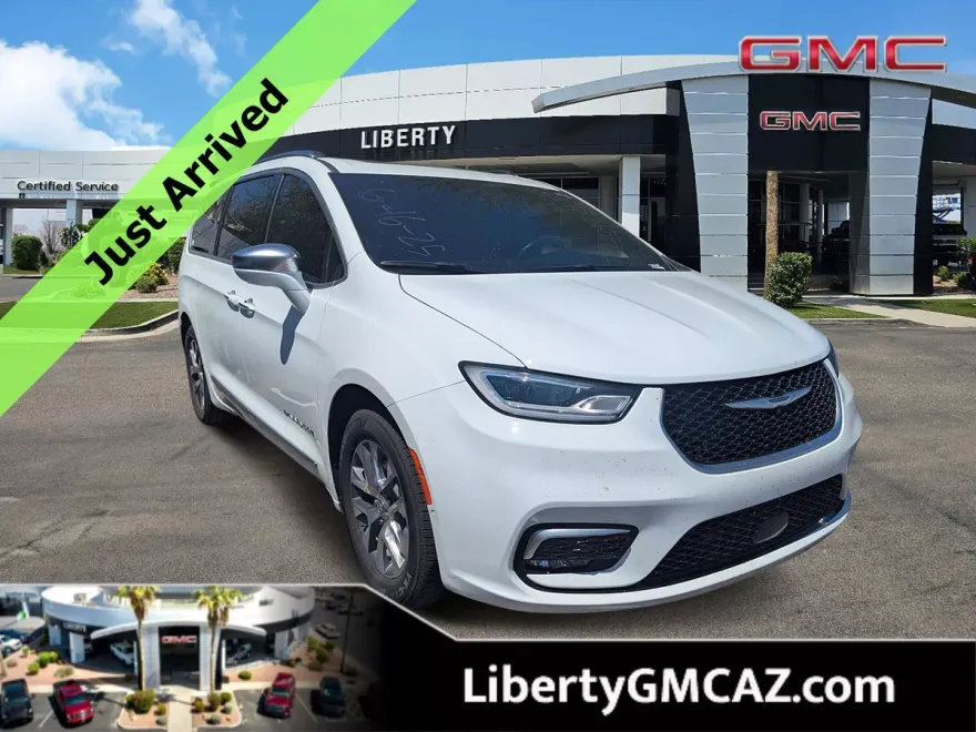 2022 Chrysler Pacifica Hybrid Pinnacle photo 1