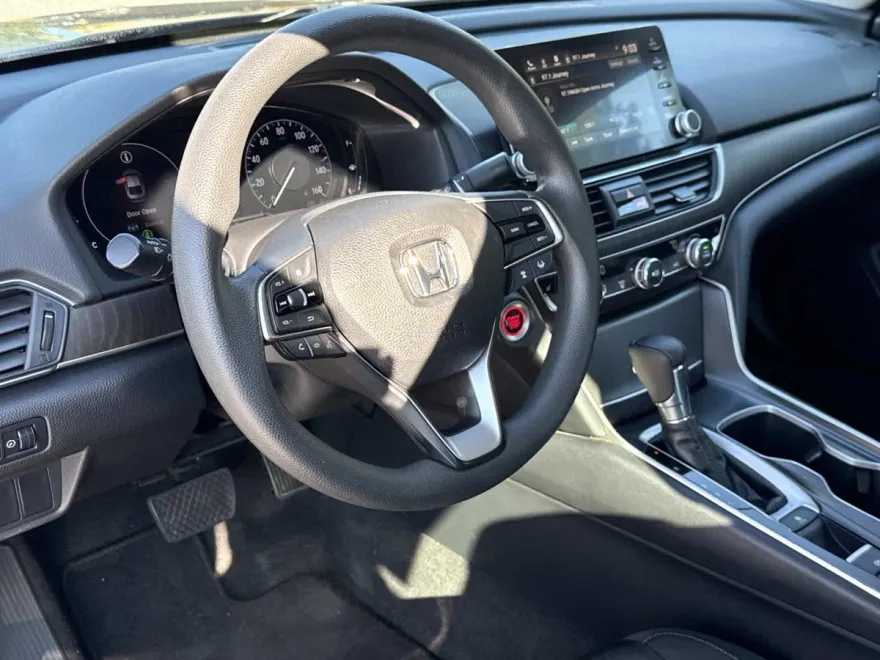 2018 Honda Accord EX 1.5T photo 1