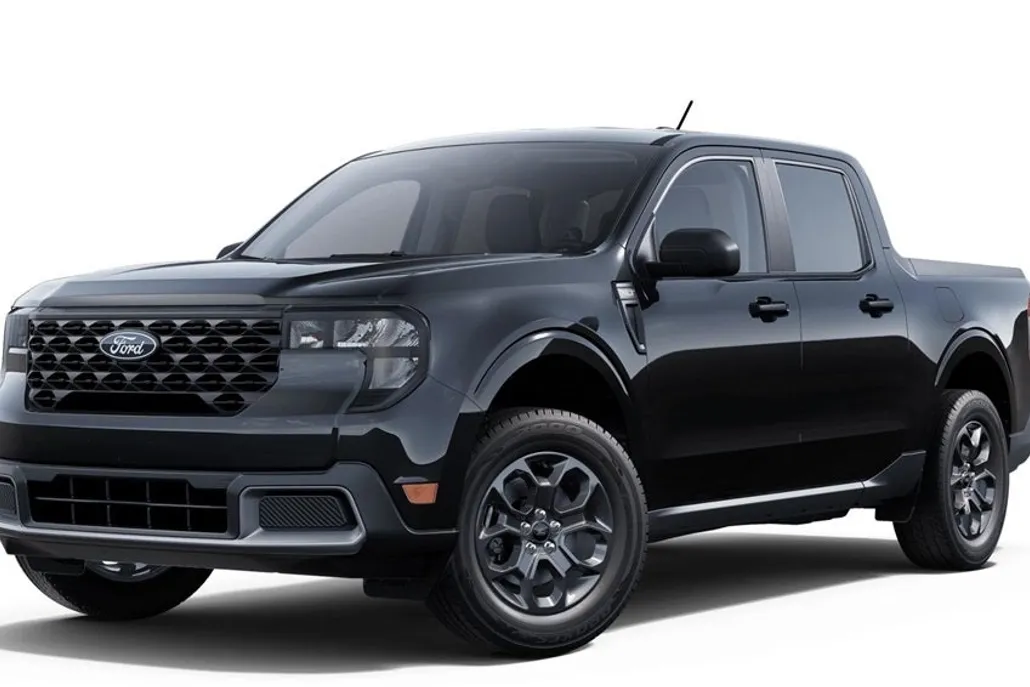 2025 Ford Maverick XLT photo 1