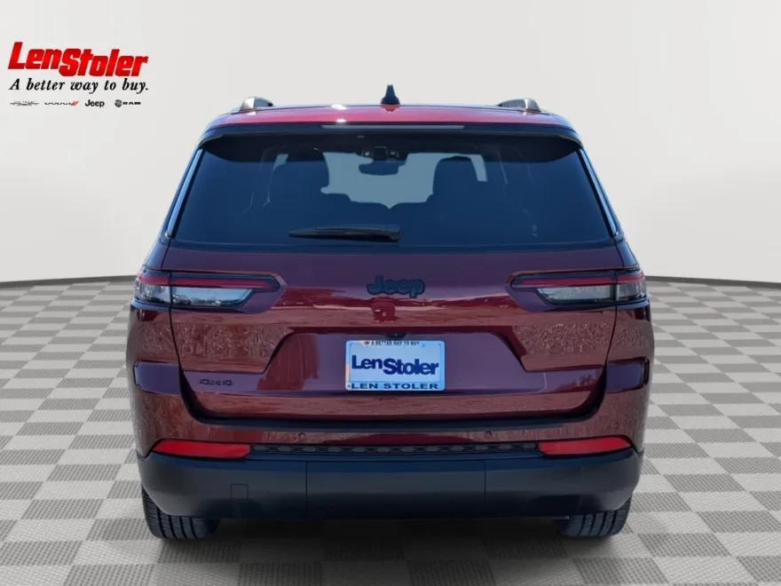 2024 Jeep Grand Cherokee Altitude photo 1