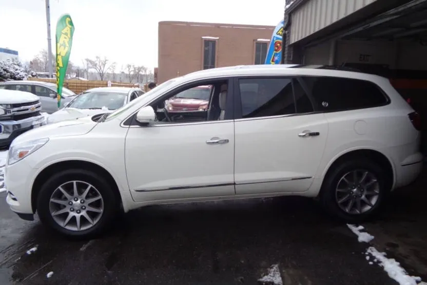 2015 Buick Enclave Leather photo 1