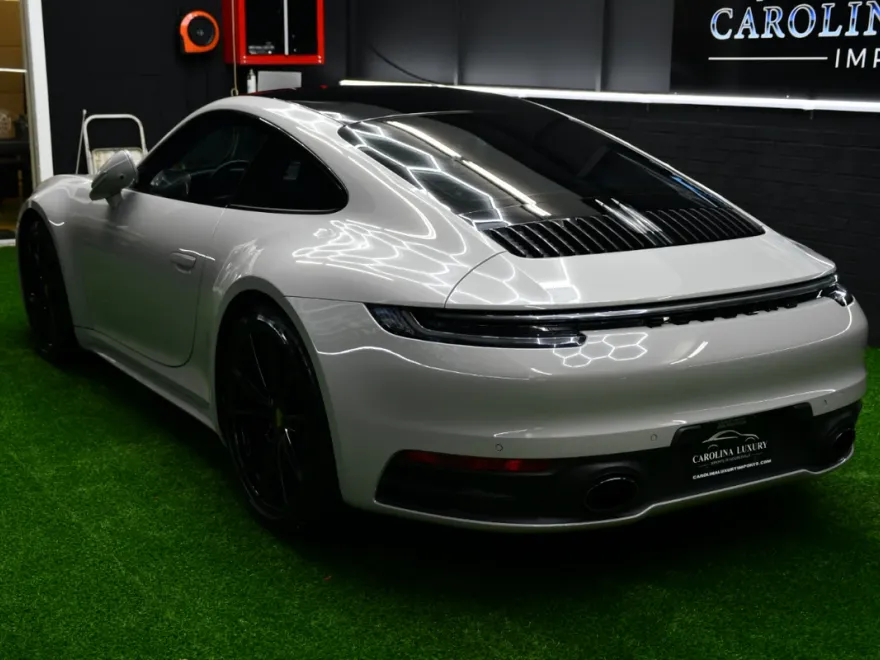 2022 Porsche 911 Coupe photo 1