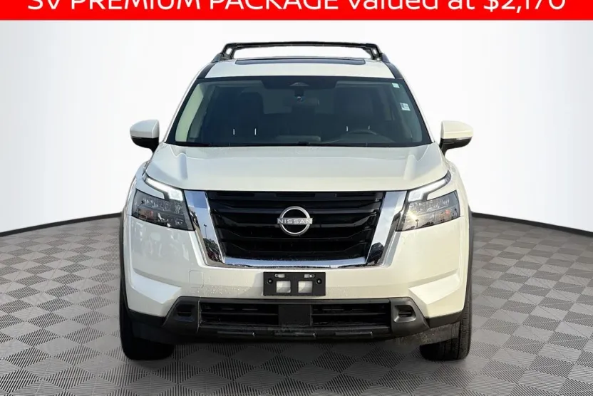 2024 Nissan Pathfinder SV photo 1