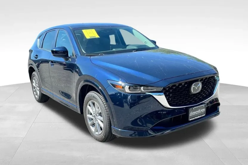 2025 Mazda CX-5 2.5 S Preferred photo 1