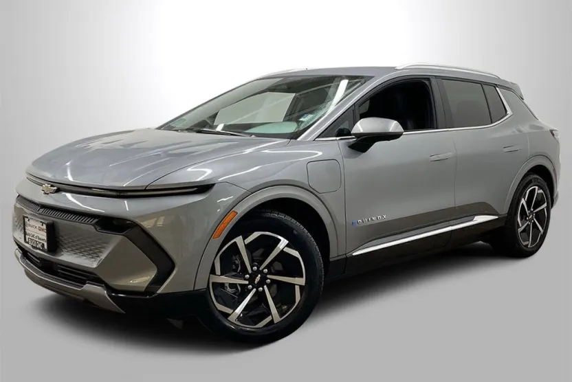 2025 Chevrolet Equinox EV 1LT photo 1