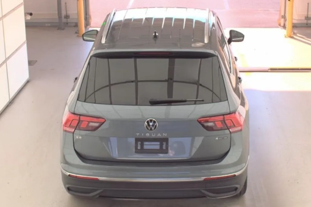 2024 Volkswagen Tiguan SE Wolfsburg Edition photo 1
